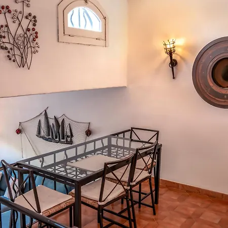 Lovely Townhouse, Swimming Pool * Marbella