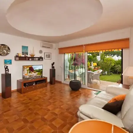 Holiday home Lovely Townhouse, Swimming Pool Marbella
