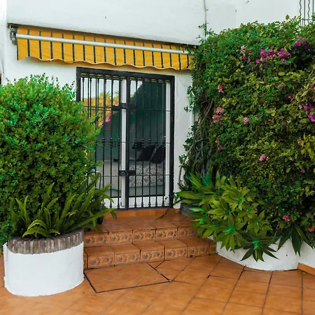 Ferienhaus Lovely Townhouse, Swimming Pool *