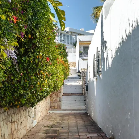 Lovely Townhouse, Swimming Pool * Marbella