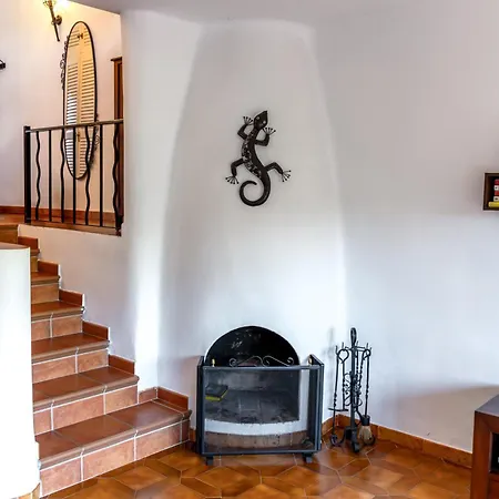 Lovely Townhouse, Swimming Pool Holiday home Marbella
